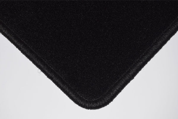 Jeep Grand Cherokee 1999-2004 Black Tailored Carpet Car Mats HITECH