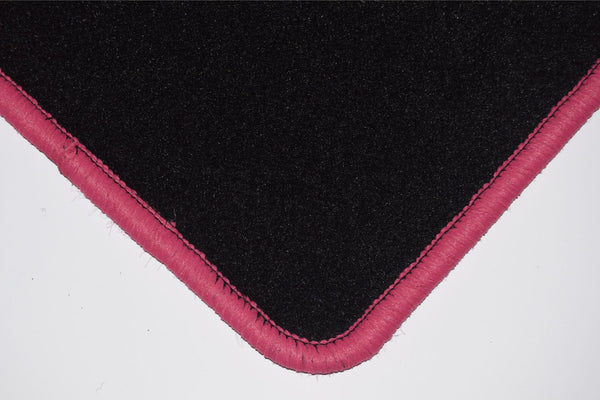 Skoda Estelle 1977-1990 Black Tailored Carpet Car Mats HITECH